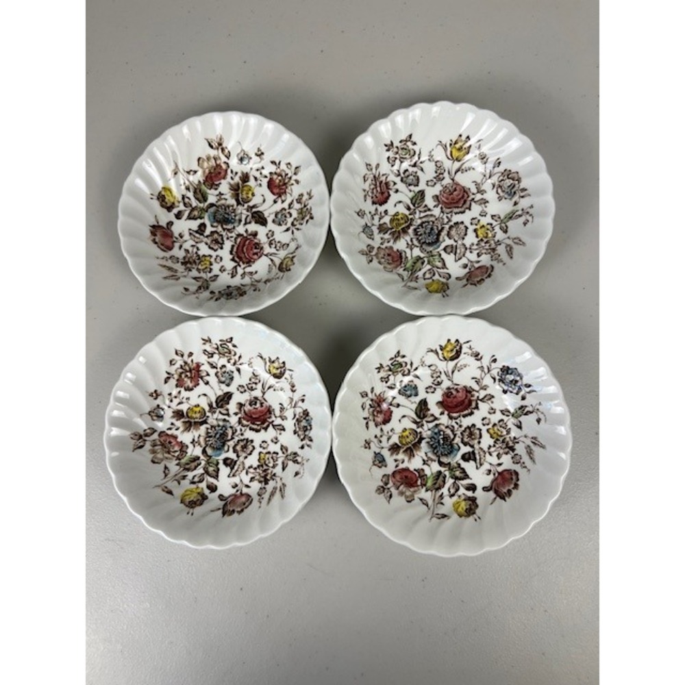 Johnson Bros Staffordshire Bouquet Ironstone Fruit Bowls Set 4 Made in England